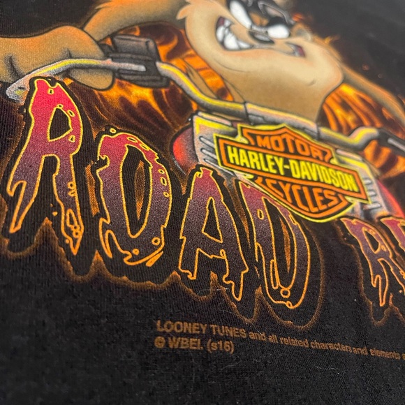 Men’s Harley Davidson X looney tunes shirt - Picture 3 of 6